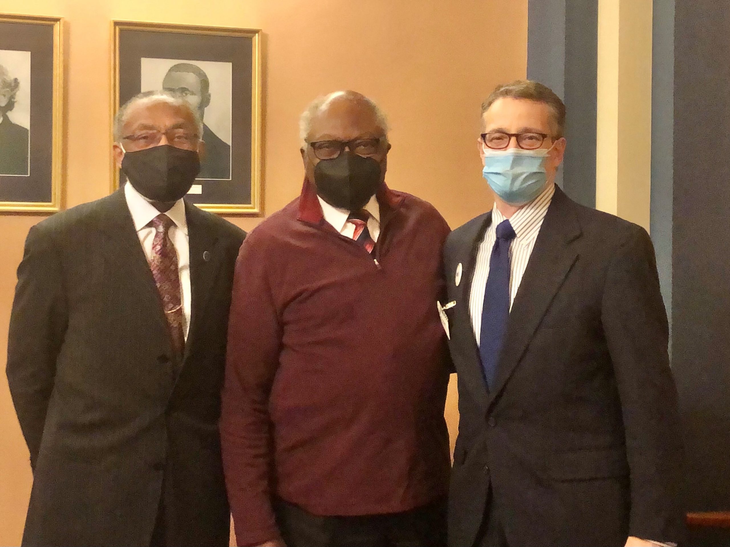 SCICU President Jeff Perez and Allen University President Ernest McNealey met with Congressman James Clyburn Feb. 9 during NAICU Advocacy Days.