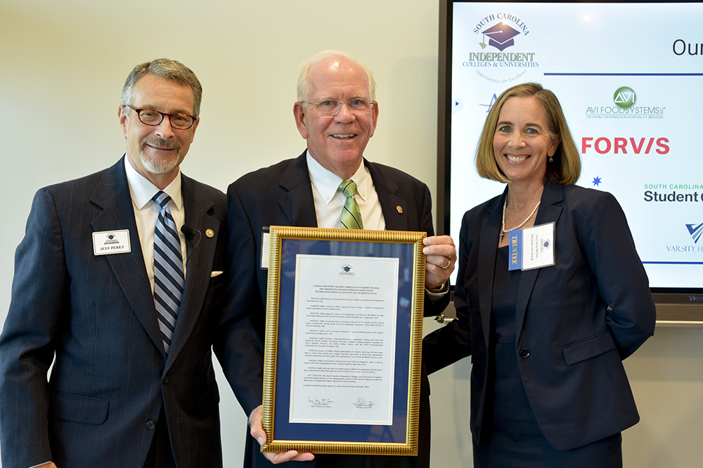 Eddie Shannon, former SCICU Executive Vice President, was honored by SCICU Oct. 10 for his half century of higher education advocacy.